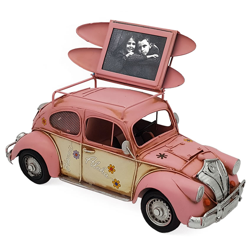 Büyük Boy Dekoratif Metal VW Beetle Vosvos Araba Çerçeveli ve Kumbaralı Büyük Boy Dekoratif Metal VW Beetle Vosvos Araba Çerçeveli ve Kumbaralı
