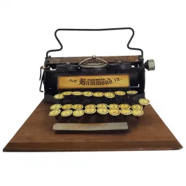 Ahşap Tabanlı Dekoratif Vintage Daktilo Biblo