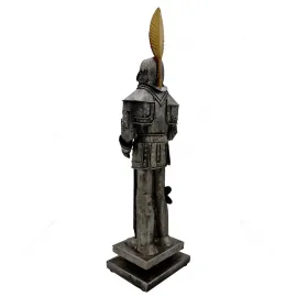 El Yapımı Dekoratif Metal Şövalye