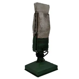 Dekoratif Nostaljik Vintage Metal DJ Mikrofon Biblo