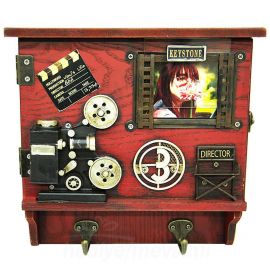 Sinema Metal Tasarımlı Ahşap Anahtar Dolabı