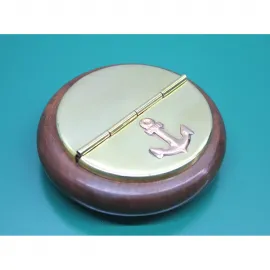 Denizci Temalı Ahşap Pirinç Çapalı Küllük: Ev ve Ofis İçin Şık Dekoratif Aksesuar