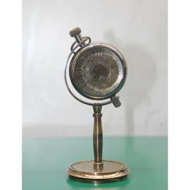 Antik Görünümlü Pirinç Masa Saati Dekorasyonu - Ev ve Ofis İçin Şık Vintage Hediye