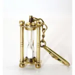 Zarif Mini Pirinç Kumsaati Anahtarlık - 12 CM Boyutunda Şık ve Fonksiyonel Zamanlayıcı Hediyesi