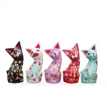 El Yapımı Ahşap Renkli Çiçek Desenli Kedi Biblo – Ev Dekorasyonu İçin Şık Obje