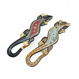 El Oyması Ahşap Kertenkele Duvar Dekoru | Egzotik Temalı Ev Figürü 50 Cm