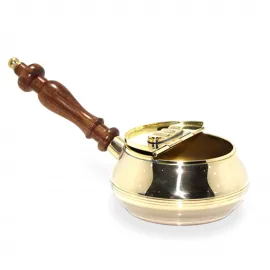 Otantik El İşçiliği Pirinç Kapaklı Küllük: Ev Dekorasyonunuz İçin Lüks ve Fonksiyonel Aksesuar