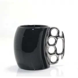 Agresif Muşta Desenli Siyah Porselen Kupa Bardak | Fark Yaratan Ergonomik Kahve Kupası