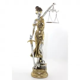 Zarif Gümüş ve Altın Polyester Adalet Figürü: Hukukun, Dengen ve Gücün İhtişamlı Simgesi 55 cm