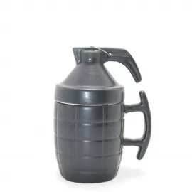 Porselen El Bombası Tasarımlı Kupa Bardak Kapaklı ve Kulplu | Farklı Hediye Fikri