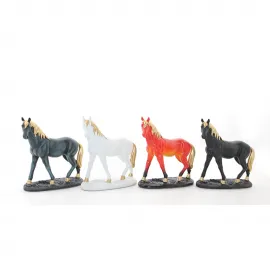 Şık Polyester At Figürü Dekoratif Ev ve Ofis Objesi – Canlı Renk Seçenekleri