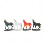 Şık Polyester At Figürü Dekoratif Ev ve Ofis Objesi – Canlı Renk Seçenekleri