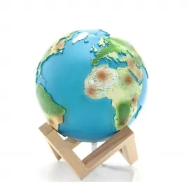 Dekoratif Ahşap Standlı Işıklı Dünya Küresi: Ev ve Ofis İçin Şık Atmosfer ve Eğitim Aracı