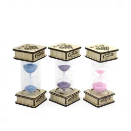 Şık Ahşap Tabanlı Led Işıklı Kum Saati – Ev ve Ofis Dekorasyonu İçin Modern Zamanlayıcı