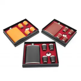 Lüks Deri Kaplama Paslanmaz Çelik Matara Seti | 4 Shot Bardak & Huni Dahil