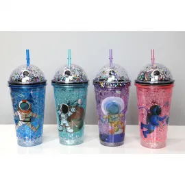 Benzersiz Sevimli Astronot Temalı Işıklı Pipetli Çift Cidarlı 400 ml Suluk ve Bardak