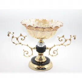 Lüks Altın Renkli Metal Ayaklı Zarif Cam Kase Şekerlik ve Meyvelik: Ev Dekorasyonunuza Işıltı Katın