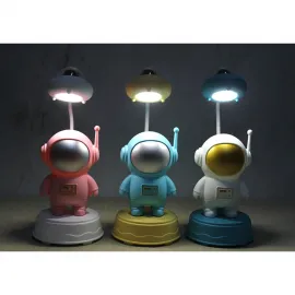 Uzay Temalı Sevimli Astronot Tasarımlı Esnek Başlıklı USB Şarjlı Masa Lambası ve Gece Lambası