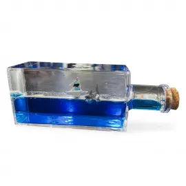 Okyanus Macerası Şişe İçi Sörfçü ve Köpekbalığı: Batmayan Sıvı Hareketli Dekoratif Hediyelik