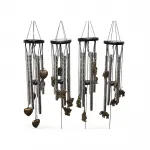 Dekoratif Metal Rüzgar Çanı: Otantik Figürlerle Ev ve Bahçenize Melodik Dokunuşlar