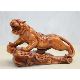 El Oyması Görünümlü Detaylı Polyester Kaplan Biblo Figürü: Dekorasyonunuza Güç Katın