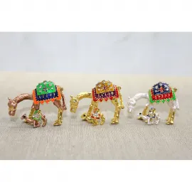 Swaroski Taşlı Renkli Mini Deve Biblo Aile Figürü – Şık Ev Ofis Dekorasyonu 5 cm