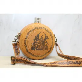 Kurt Desenli Hakiki Deri Kılıflı Özel Tasarım Seyahat Matarası - Doğaseverlere Özel