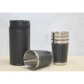 Şık ve Dayanıklı: Premium Siyah Deri Kılıfında Taşınabilir 4'lü Paslanmaz Çelik Shot Bardak Seti