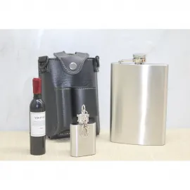 Şık Deri Kılıflı Paslanmaz Çelik Matara Seti: Büyük Matara, Mini Anahtarlık ve Şarap Şişesi Hediyeli