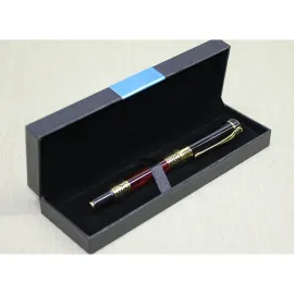 Premium Şıklık: Özel Kutulu Kırmızı Siyah Gold Detaylı İşlemeli Tükenmez Kalem