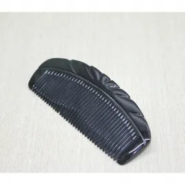 Doğal El Yapımı Oymalı Kemik Tarak: Sağlıklı Saçlar İçin Şık ve Dayanıklı Bakım Aracı