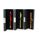 Zarif Tasarımlı Tekli Tükenmez Kalem – Altın Detaylı, Şık ve Konforlu Yazım Deneyimi