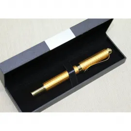 Altın Rengi Özel Desenli Lüks Tükenmez Kalem - Şık Hediye Kutulu Prestijli Yazım Deneyimi
