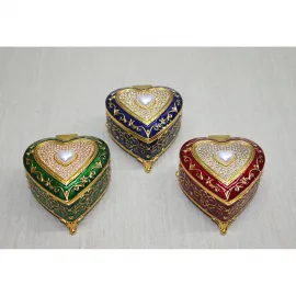 Göz Kamaştıran Swarowski Taşlı Kalp Şeklinde Dekoratif Mücevher Biblo Kutusu - Özel Tasarım