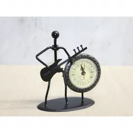 Modern Metal Gitar Çalan Müzisyen Temalı Saatli Dekoratif Biblo - Sanatsal Masa Objeleri