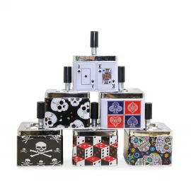 Modern Desenli Metal Basmalı Küllük | Şık ve Hijyenik Ev Ofis Sigara Küllüğü