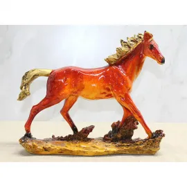 Canlı Tonlarda El Boyaması Polyester At Figürü Altın Yeleli Dekoratif Ev Biblosu
