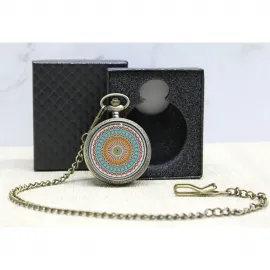 Özel Hediye Kutulu Antik Mandala Desenli Köstekli Saat – Şık ve Otantik Cep Saati