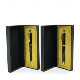 Şık Kutulu Tükenmez Kalem: Özel Tasarım Metal Gövdeli Hediye Kalemi - Gold ve Gümüş Detay Seçenekleri