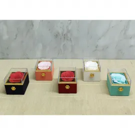 Romantik Kare Gül Yüzük Kutusu - Sevdiklerinize Özel Zarif Takı Saklama Objesi