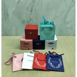 Romantik Kare Gül Yüzük Kutusu - Sevdiklerinize Özel Zarif Takı Saklama Objesi