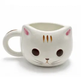 Sevimli 3D Kabartmalı Beyaz Kedi Kupa Bardak – Kediseverler İçin Eşsiz Seramik Kahve ve Çay Deneyimi