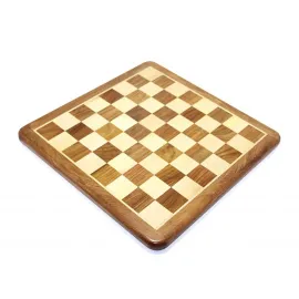 Doğal Ahşap Lüks Satranç Tahtası 43 cm – El Yapımı Ceviz ve Akçaağaç Kareler