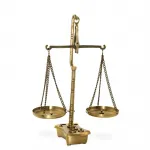 Dekoratif El Yapımı Antik Görünümlü Pirinç Terazi Ağırlık Setli - Ev ve Ofis Şıklığı