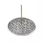 Estetik Metal Yuvarlak Yaşam Çiçeği Motifli Tütsülük – Meditasyon ve Ev Dekoru Objeleri