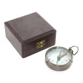 Antik Pirinç Denizci Pusulası Ahşap Kutulu – Vintage Dekoratif Koleksiyonluk Hediye Seti