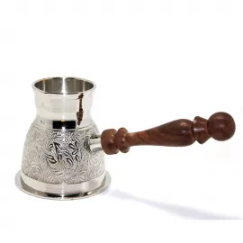 El İşçiliği Pirinç Türk Kahvesi Cezvesi | Geleneksel Motifli, Ahşap Saplı 4 İnç Özel Boyut