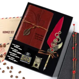 Sevgiliye Hediye Kişiye Özel Romantik Kırmızı Tüylü Divit Kalem & Hatıra Defteri Seti - Kaligrafi Deneyimi